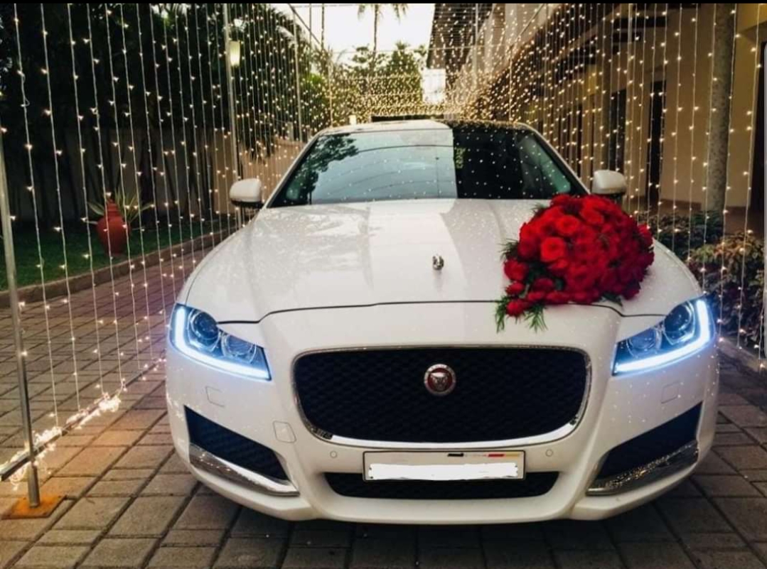 LUXURY WEDDING CARS Gallery 2