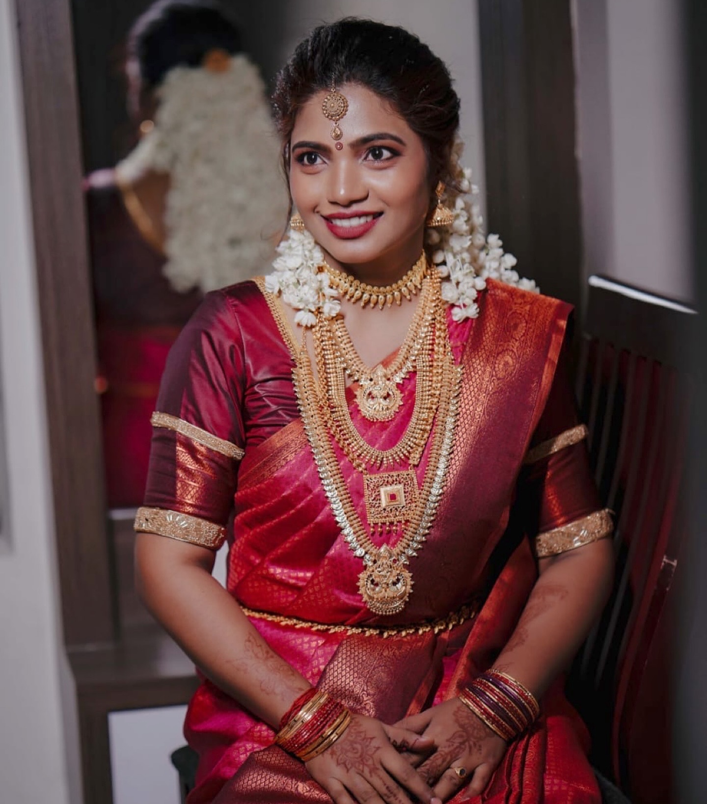 Bridal makeup Listing Category OUR BEAUTY ZONE BRIDAL MAKEUP STUDIO- KOCHI